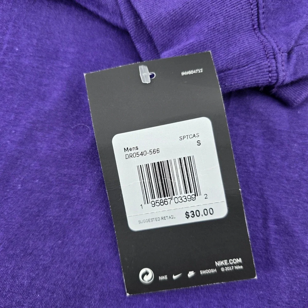 Nike Long Sleeve T-Shirt Mens Graphic Swoosh Logo Purple Small NWT